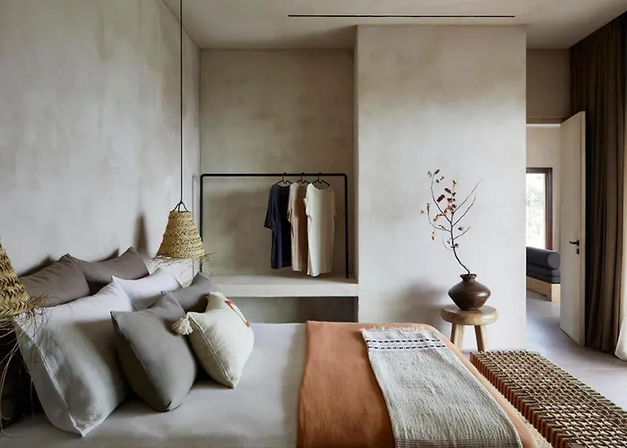 Gaia - Secret Roc Livathos (Kefalonia)