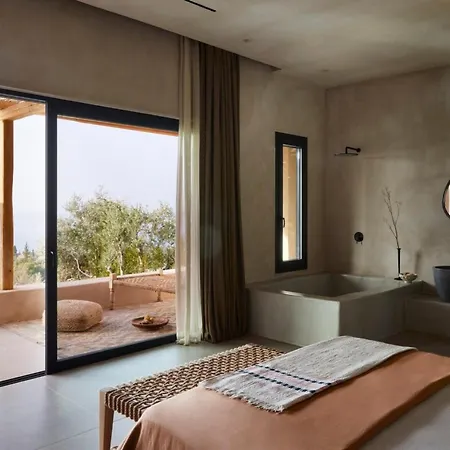 Gaia - Secret Roc Villa *